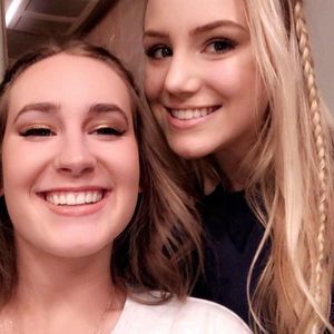 Meet your Posher, Caroline